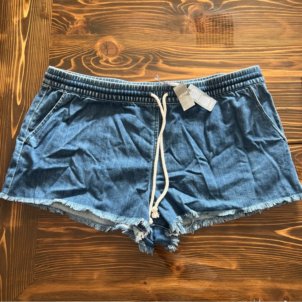 Aerie Raw Hem Jean Shorts 🏖️
